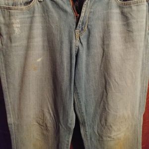 Woman's lucky brand jeans